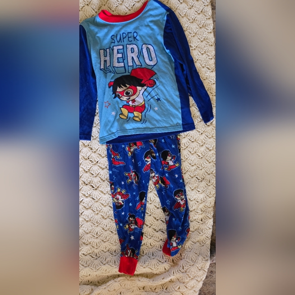 Blue Ryan's World Boy's Super Hero Pants Pajama Set Size Small